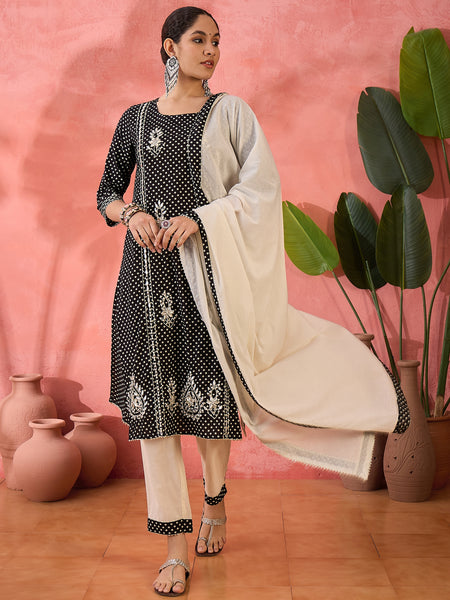 Women Printed Straight Kurta with Pants & Dupatta