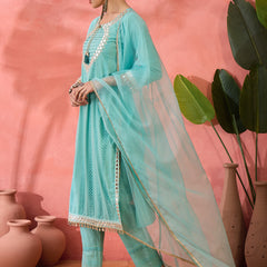 Women Embroidered Straight Kurta With Trouser & Dupatta
