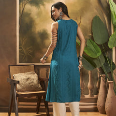 Women Embroidered Front Cut Kurta With Trouser