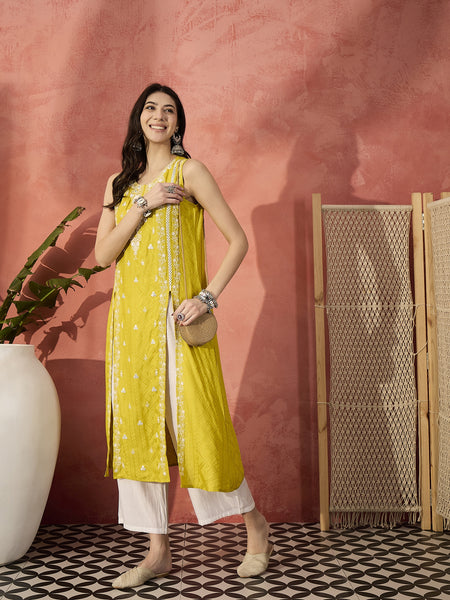 Embroidered Front Cut Straight Kurta With Trousers