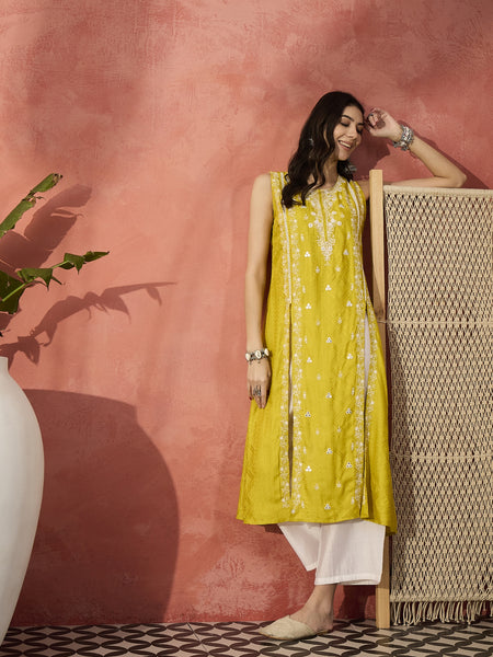 Embroidered Front Cut Straight Kurta With Trousers