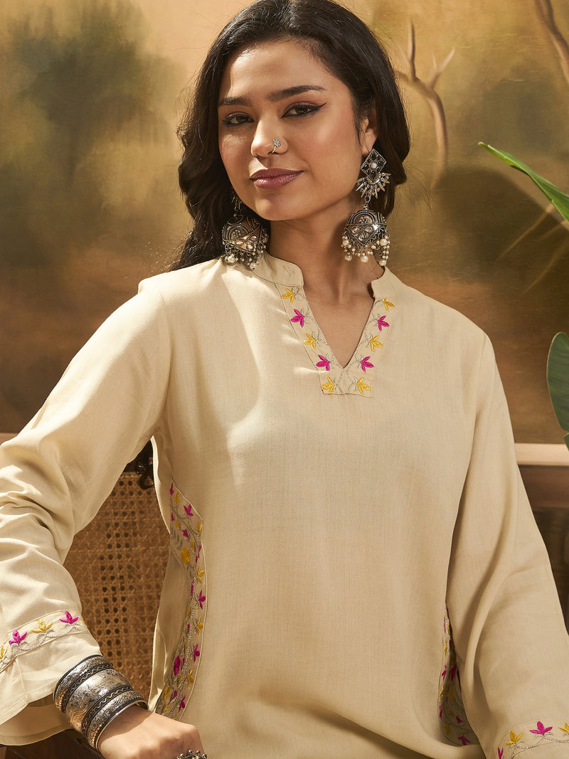 Mandarin Collar Thread Work Straight Kurta With Trouser