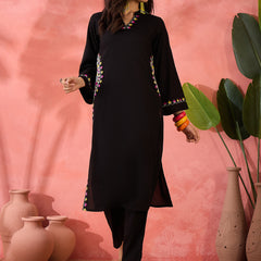 Floral Embroidered V-Neck Thread Work Side Pocket Straight Kurta With Trousers
