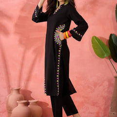 Floral Embroidered V-Neck Thread Work Side Pocket Straight Kurta With Trousers