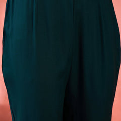 Floral Embroidered Mandarin Collar Straight Kurta With Trousers
