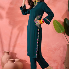 Floral Embroidered Mandarin Collar Straight Kurta With Trousers
