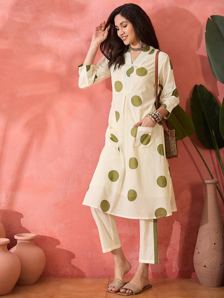 Geometric Printed V-Neck Pleated Pure Cotton A-Line Kurta With Trouser