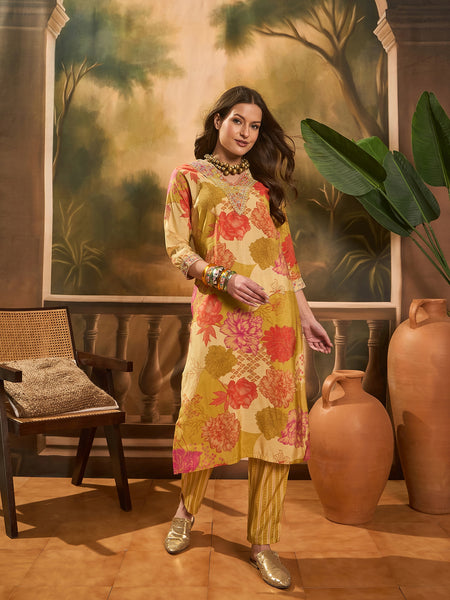 Floral Printed V Neck Straight Kurta & Trousers