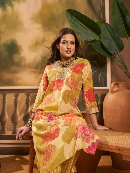 Floral Printed V Neck Straight Kurta & Trousers