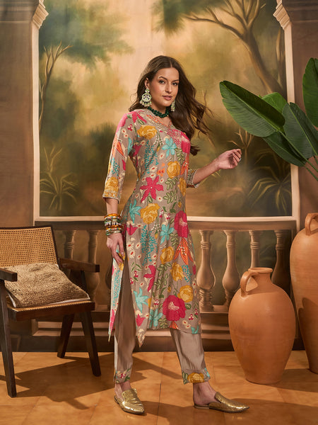 Floral Printed V Neck Straight Kurta & Trousers