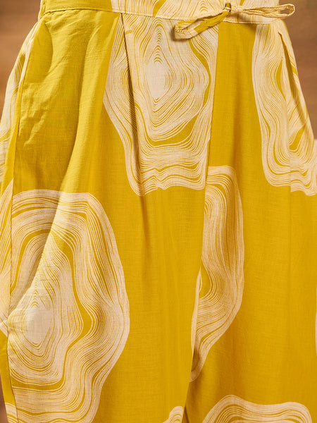 Women Floral Printed A-Line Kurta & Trousers