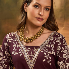 Women Floral Printed Straight Kurta & Trousers
