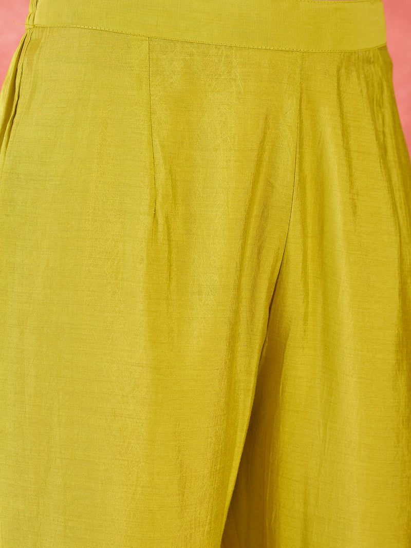 Women Green Embroidered Straight Kurta With Pant & Dupatta