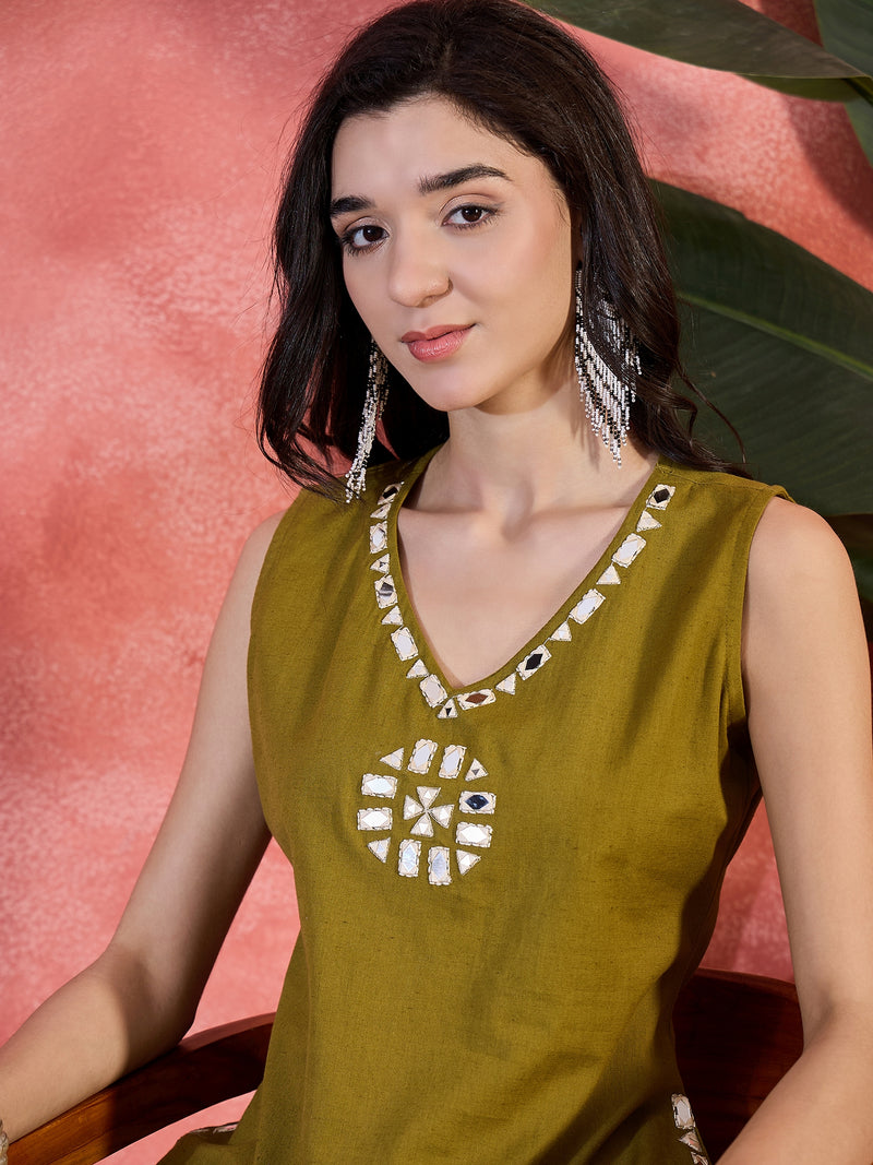 Sleeveless Mirror Work Kurta Set