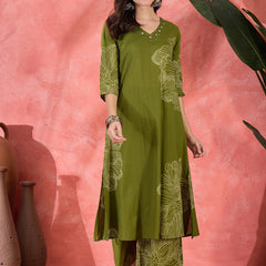 Green Embroidered Straight Kurta With Trousers
