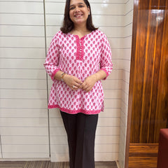 Floral Printed Straight Kurti