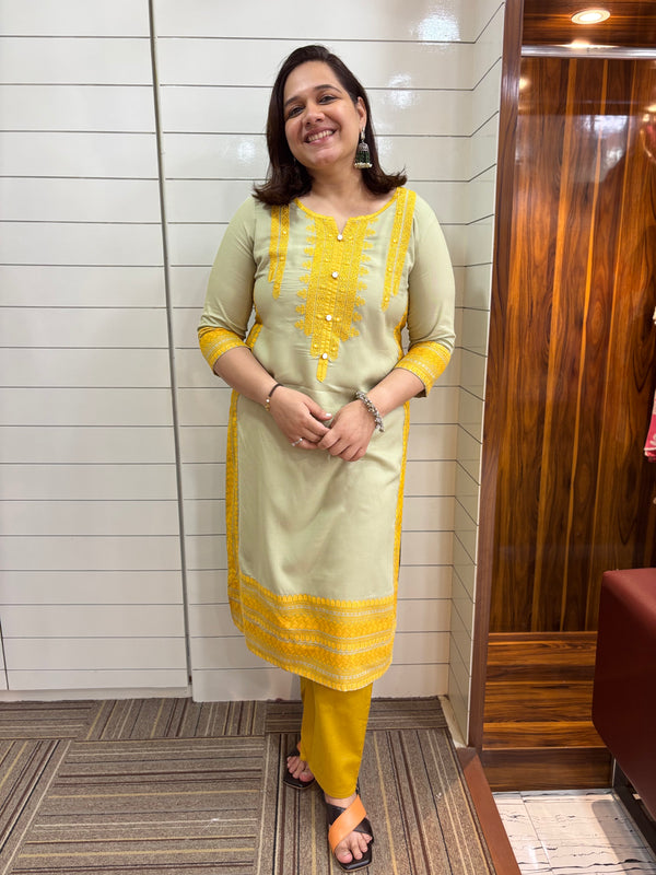 Women Ethnic Motifs Embroidered Thread Work Kurta