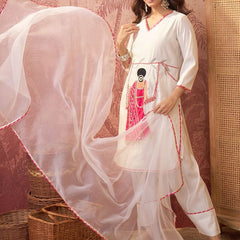 Off White Ethnic Motif Embroidered Straight Kurta With Trouser & Dupatta Kurta Set