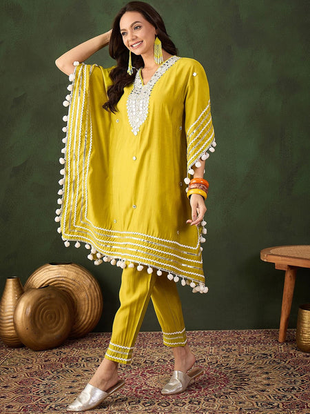Green Geometric Embroidered Mirror Work Roman Silk Kurta With Trouser