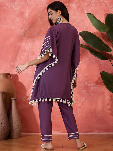 Floral Embroidered Straight Kaftan With Trouser Kurta Set