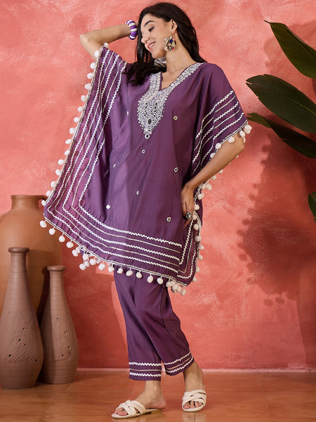 Floral Embroidered Straight Kaftan With Trouser Kurta Set