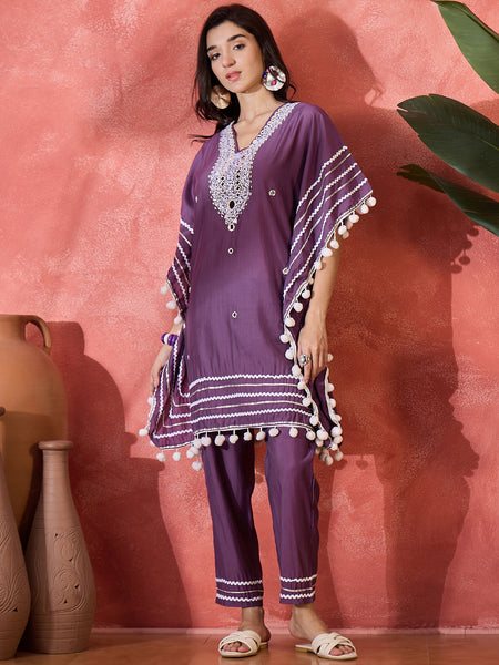 Floral Embroidered Straight Kaftan With Trouser Kurta Set