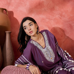 Floral Embroidered Straight Kaftan With Trouser Kurta Set