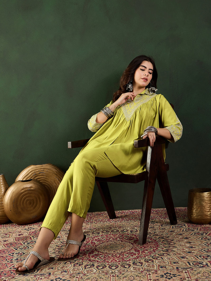 Green Floral Embellished Shirt Collar Tunic With Trouser Co-Ords Set