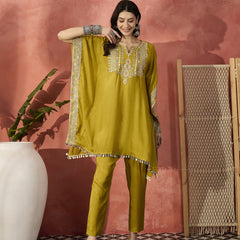 Floral Embroidered Notch Neck Kaftan Kurta With Trouser