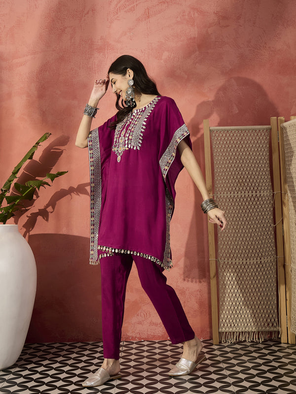 Floral Embroidered Notch Neck Kaftan Kurta With Trouser