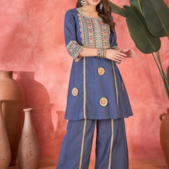 Embroidered Straight Kurta With Trouser & Bag