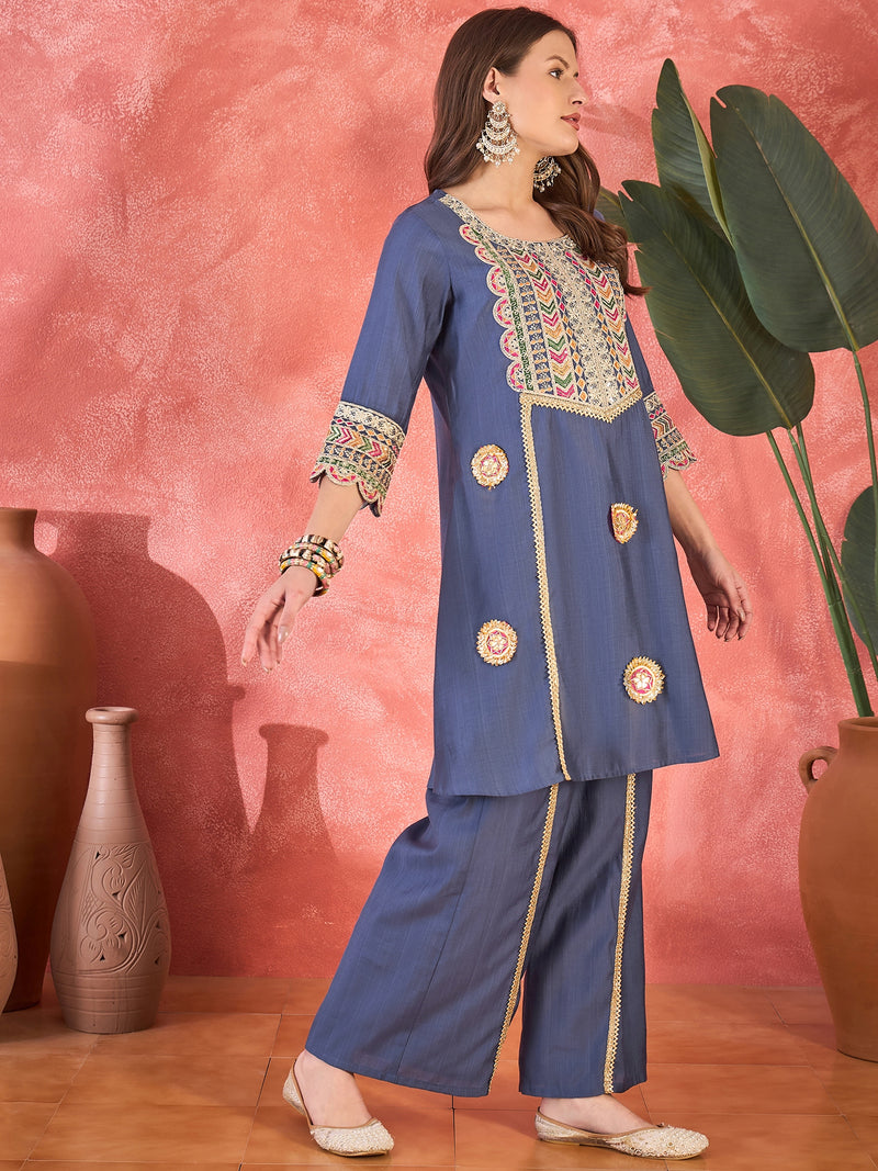 Embroidered Straight Kurta With Trouser & Bag