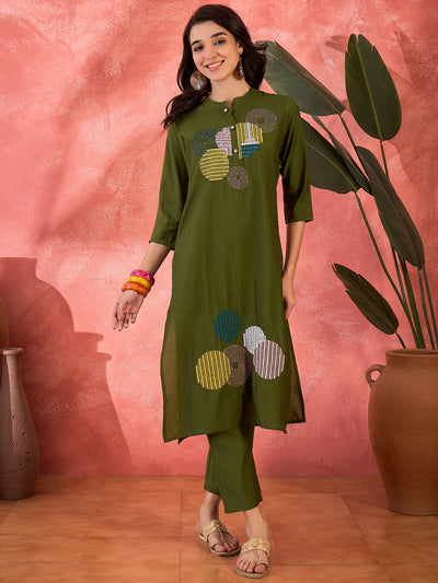 Green Geometric Embroidered Straight Kurta With Trouser  Kurta Set