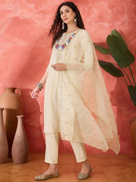 Off-White Floral Embroidered Kurta With Trousers & Dupatta