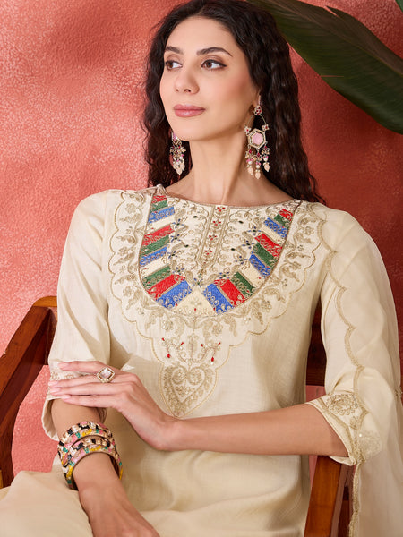 Off-White Floral Embroidered Kurta With Trousers & Dupatta