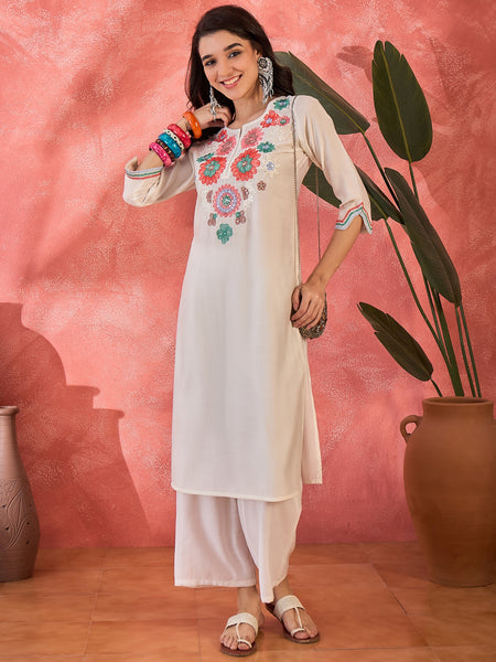 Off White Floral Embroidered Straight Kurta With Trouser Kurta Set