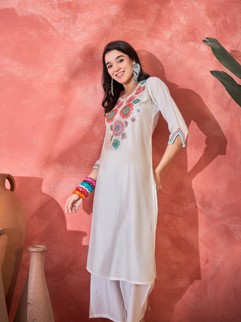 Floral Embroidered Straight Kurta With Trouser Kurta Set
