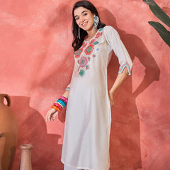 Floral Embroidered Straight Kurta With Trouser Kurta Set