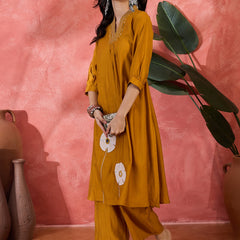 Floral Embroidered Straight Kurta With Palazzo Kurta Set