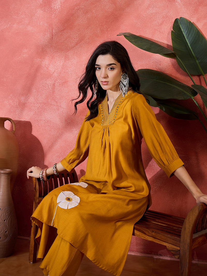 Floral Embroidered Straight Kurta With Palazzo Kurta Set