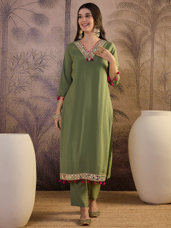 Floral Embroidered Straight Kurta With Trouser & Dupatta Kurta Set