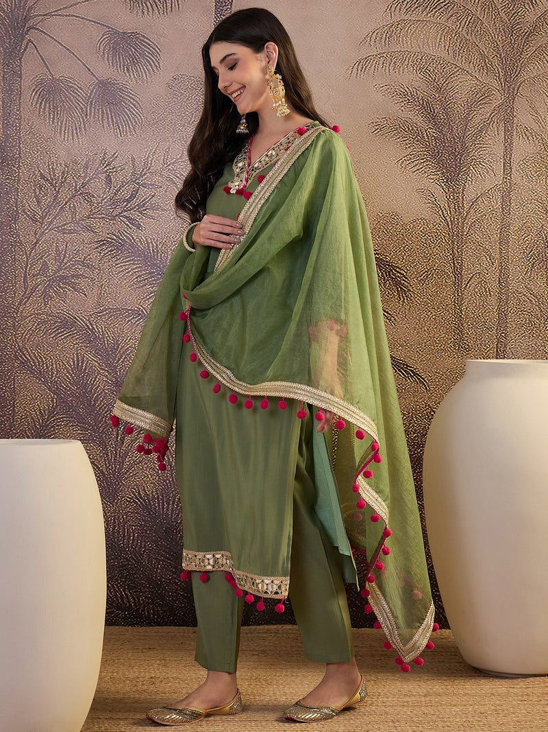 Floral Embroidered Straight Kurta With Trouser & Dupatta Kurta Set