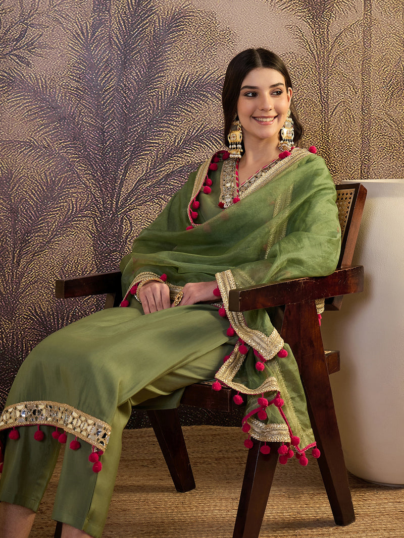 Floral Embroidered Straight Kurta With Trouser & Dupatta Kurta Set
