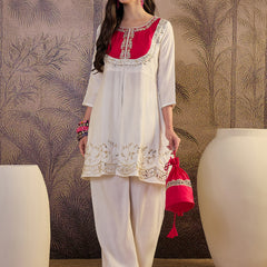 White Floral Embroidered Straight Kurta With Trouser & Bags Kurta Set