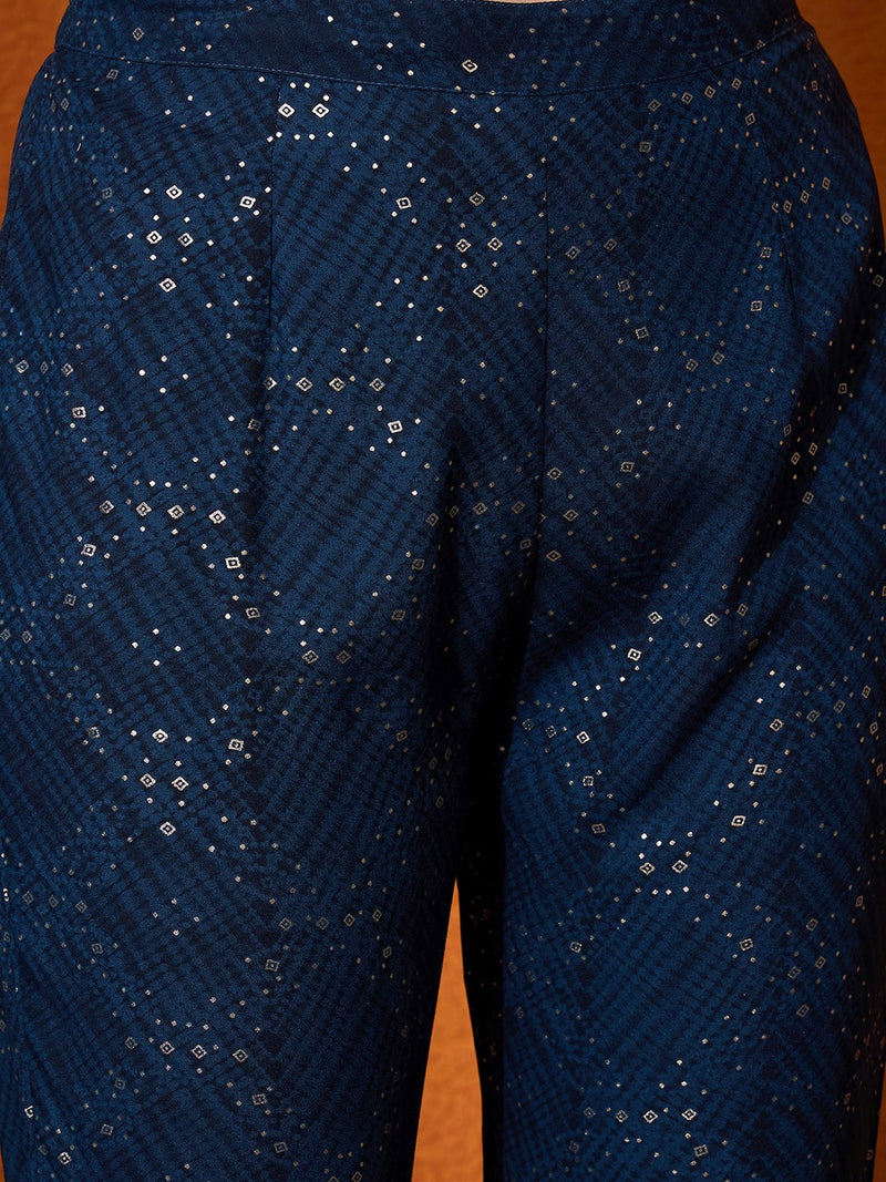 Women Printed Straight Kurta With Trouser
