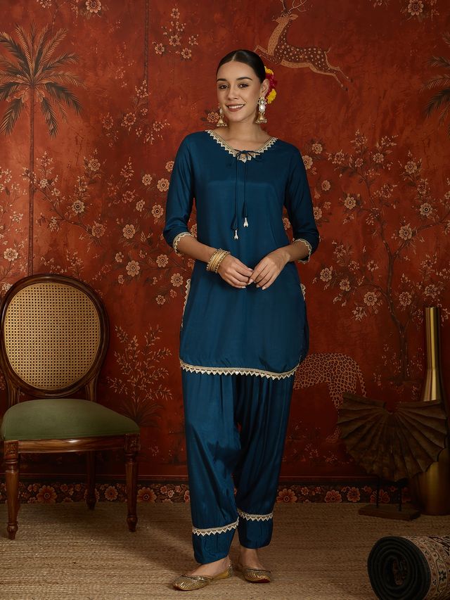 Pink Embroidered Straight Kurta With Farsi Salwar & Dupatta