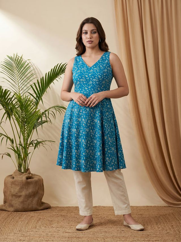 Turquoise Blue Folka Dots Printed Sleevless  A-Line Kurtas