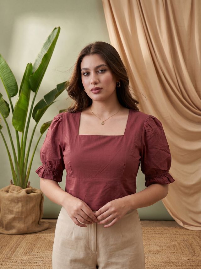 Maroon Solid Puff Sleeve Top