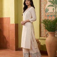 Floral Embroidered Thread Work Straight Kurta With Trousers