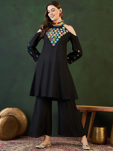 Embroidered Halter Neck Kurta & Palazzo With Bag